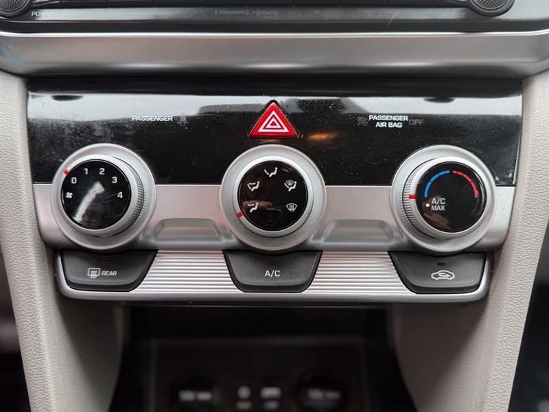 Hyundai Elantra SEL Auto 2019