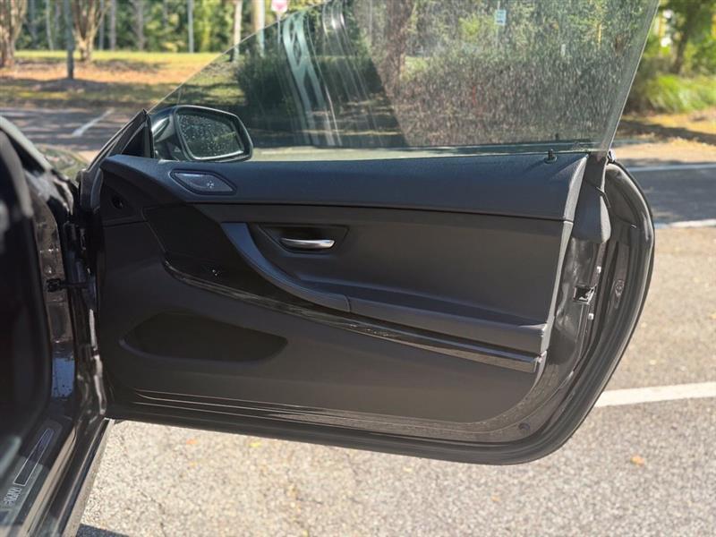 BMW 6 Series 2dr Cpe 650i RWD 2016