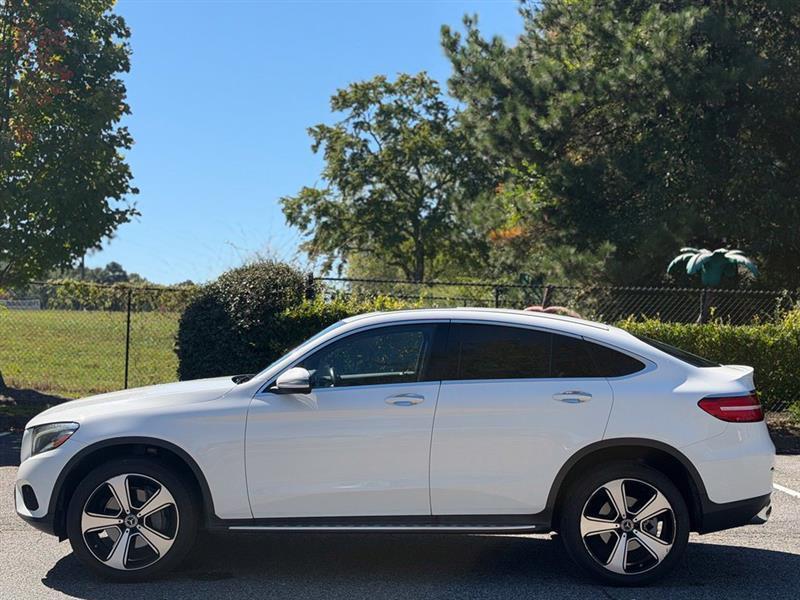 Mercedes-Benz GLC-Class photo 2