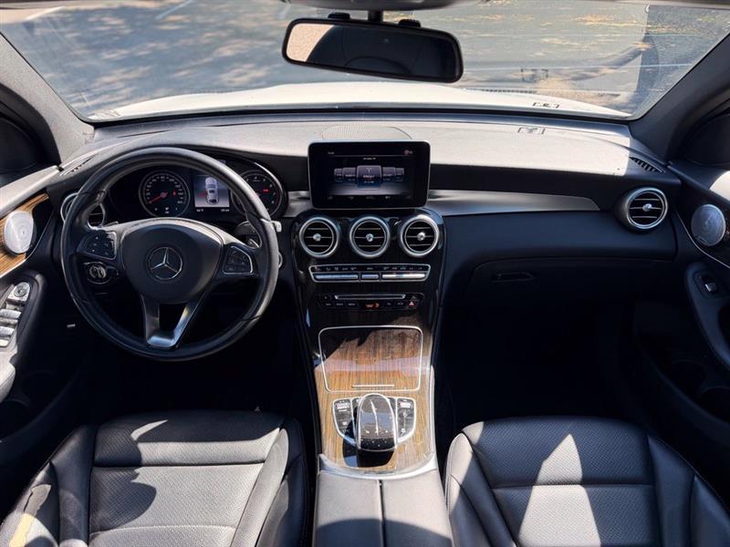 Mercedes-Benz GLC-Class photo 21