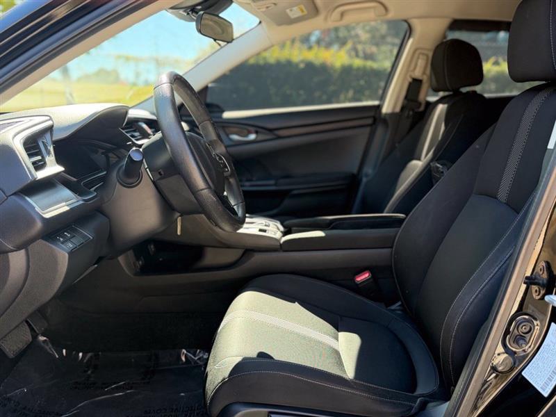 Honda Civic Sedan LX CVT 2021