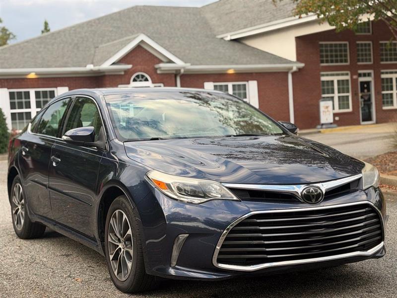 Toyota Avalon XLE Premium (Natl) 2018