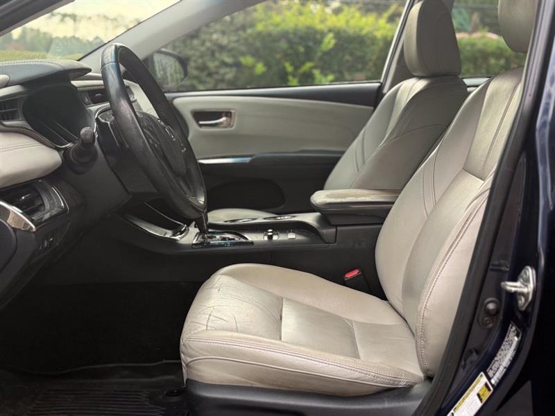 Toyota Avalon XLE Premium (Natl) 2018