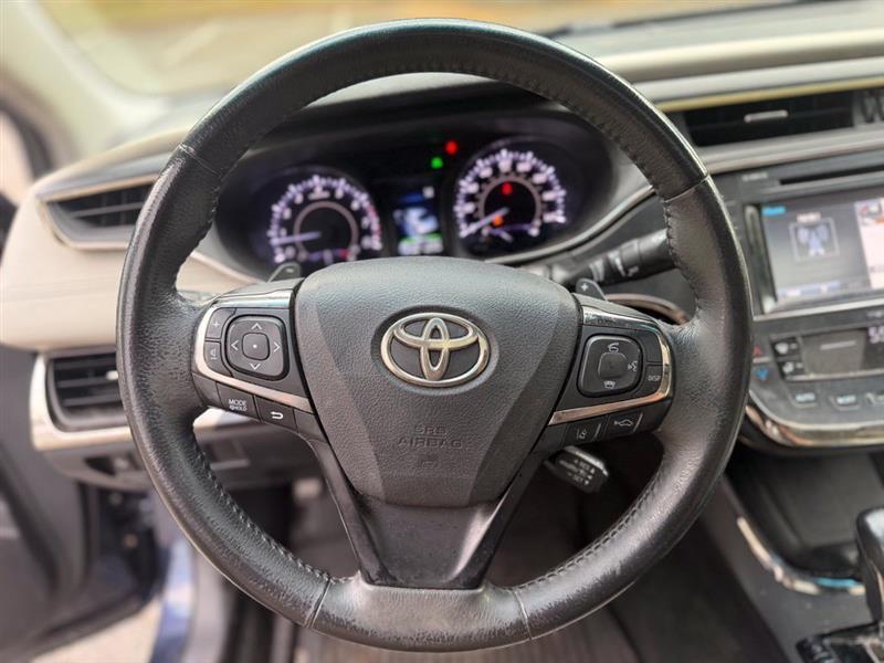 Toyota Avalon XLE Premium (Natl) 2018