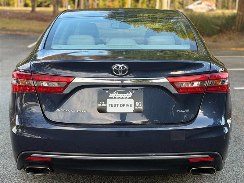 Toyota Avalon XLE Premium (Natl) 2018