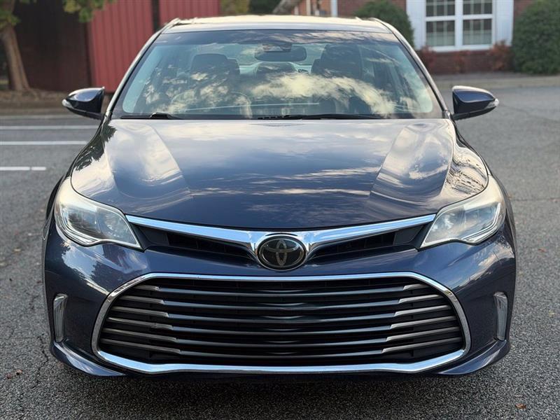 Toyota Avalon XLE Premium (Natl) 2018