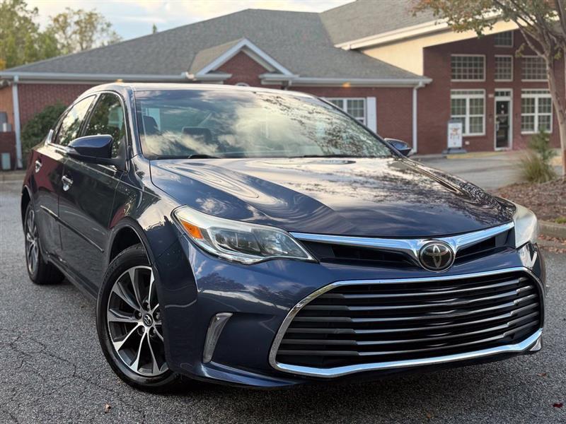 Toyota Avalon XLE Premium (Natl) 2018