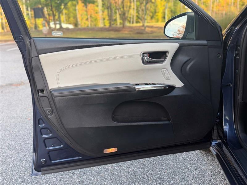 Toyota Avalon XLE Premium (Natl) 2018