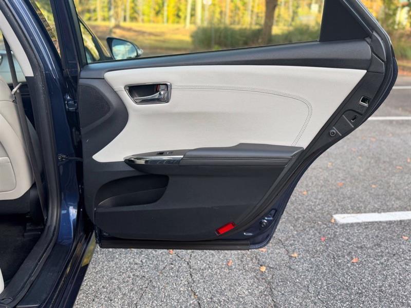 Toyota Avalon XLE Premium (Natl) 2018