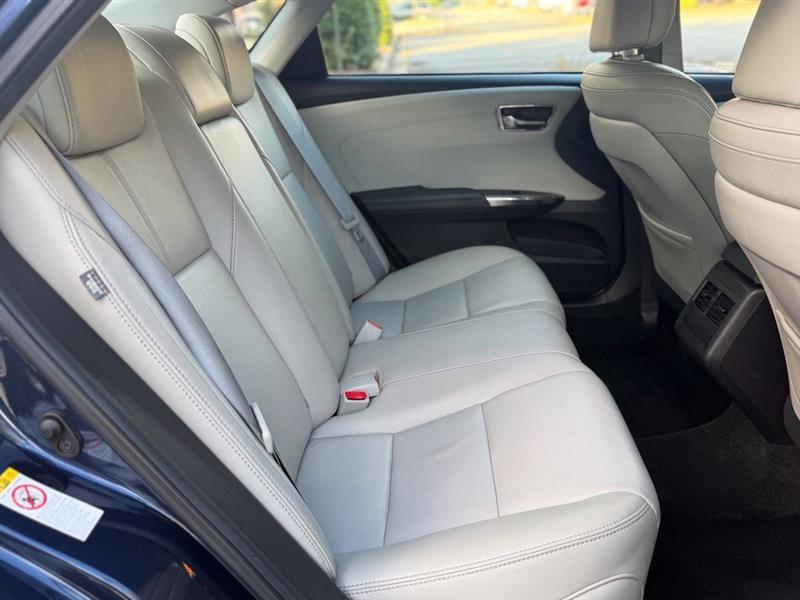 Toyota Avalon XLE Premium (Natl) 2018