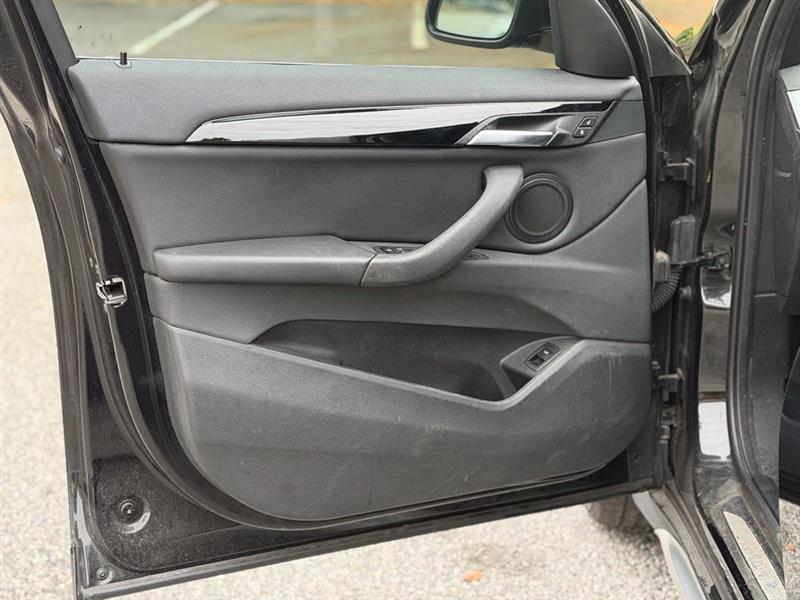BMW X1 sDrive28i Sports Activity Vehicle 2021