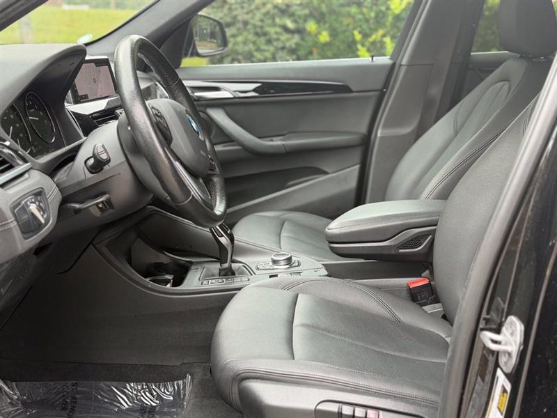 BMW X1 sDrive28i Sports Activity Vehicle 2021