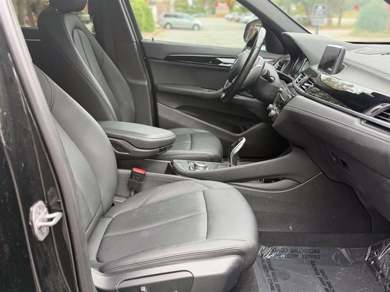 BMW X1 sDrive28i Sports Activity Vehicle 2021
