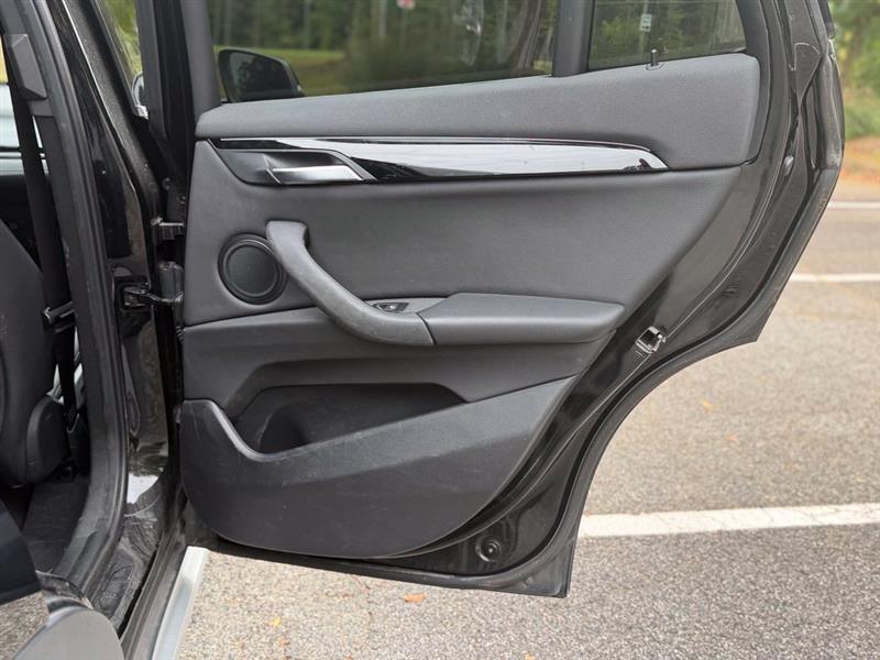 BMW X1 sDrive28i Sports Activity Vehicle 2021