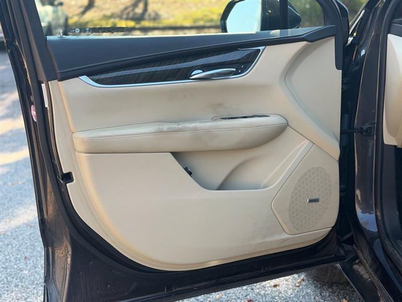 Cadillac XT5 FWD 4dr 2017