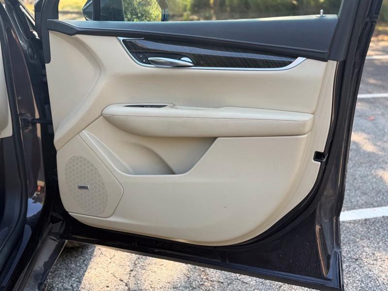 Cadillac XT5 FWD 4dr 2017
