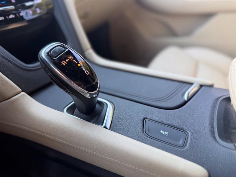 Cadillac XT5 FWD 4dr 2017