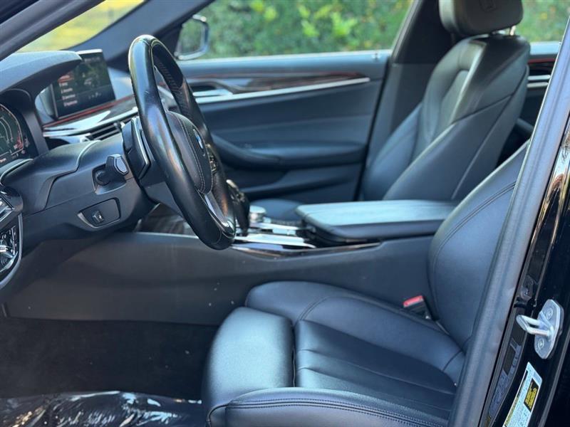 BMW 5 Series 530i Sedan 2020