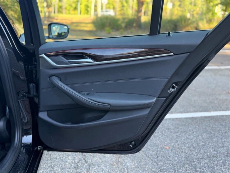 BMW 5 Series 530i Sedan 2020