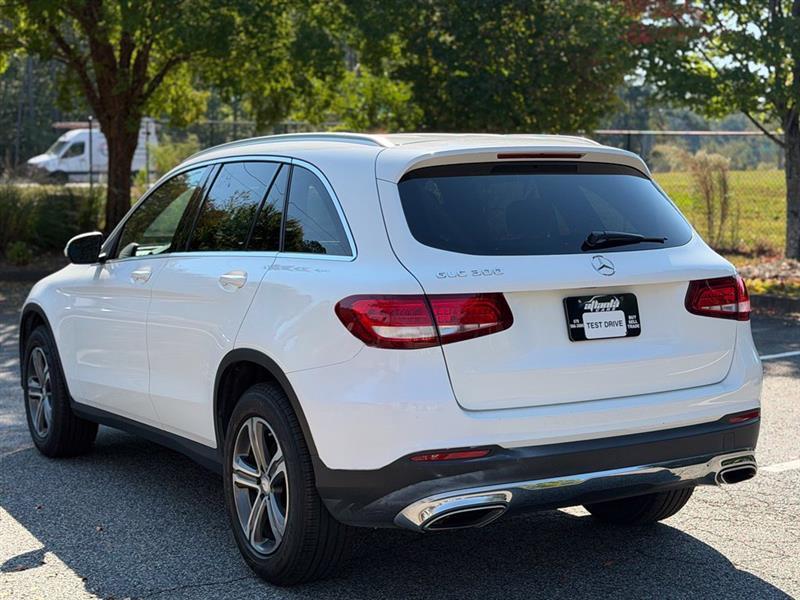Mercedes-Benz GLC RWD 4dr GLC 300 2016