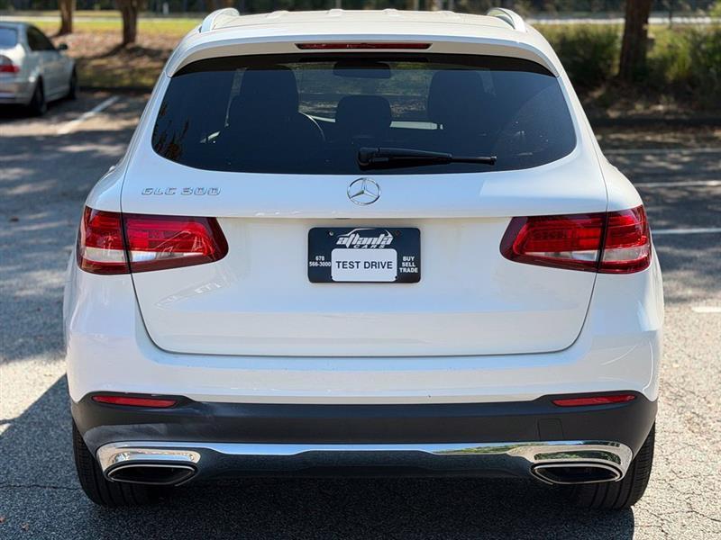 Mercedes-Benz GLC RWD 4dr GLC 300 2016