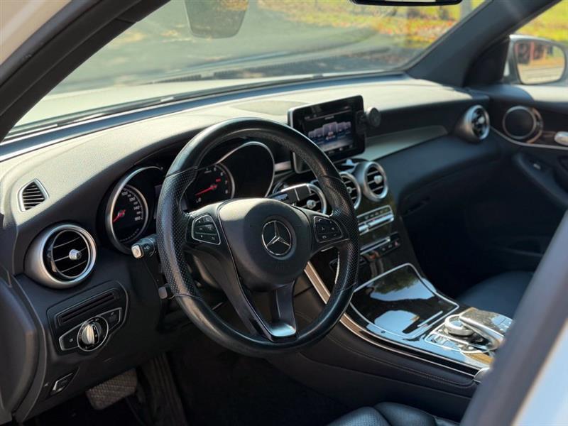 Mercedes-Benz GLC RWD 4dr GLC 300 2016