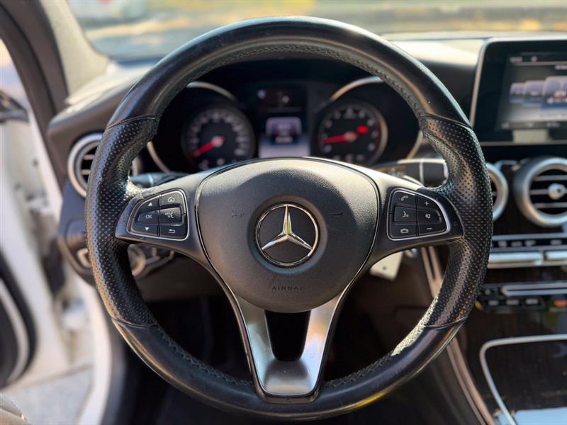 Mercedes-Benz GLC RWD 4dr GLC 300 2016