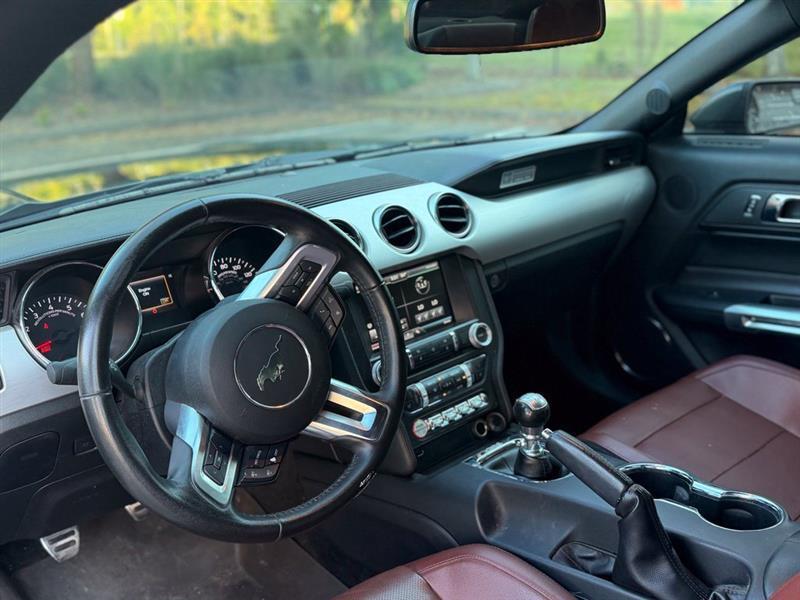 Ford Mustang 2dr Fastback GT 2015