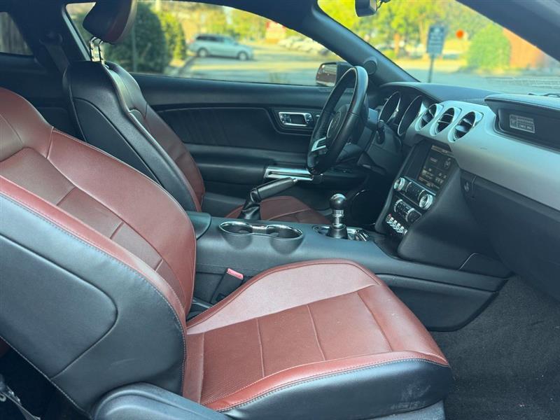 Ford Mustang 2dr Fastback GT 2015