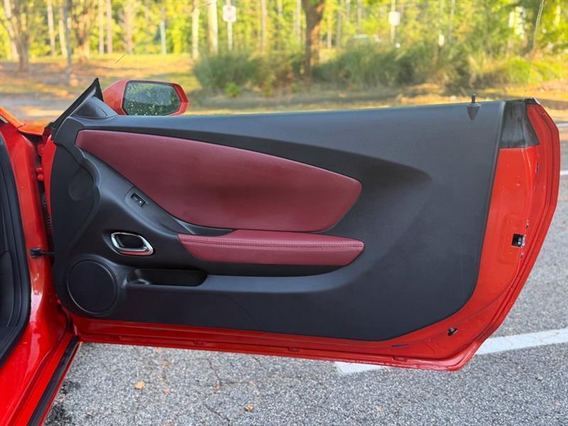 Chevrolet Camaro 2dr Cpe 1LT 2011