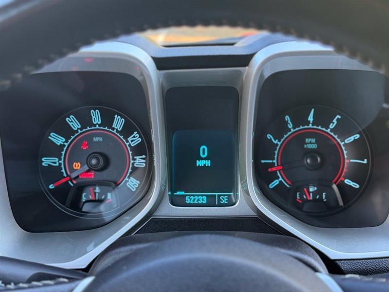 Chevrolet Camaro 2dr Cpe 1LT 2011