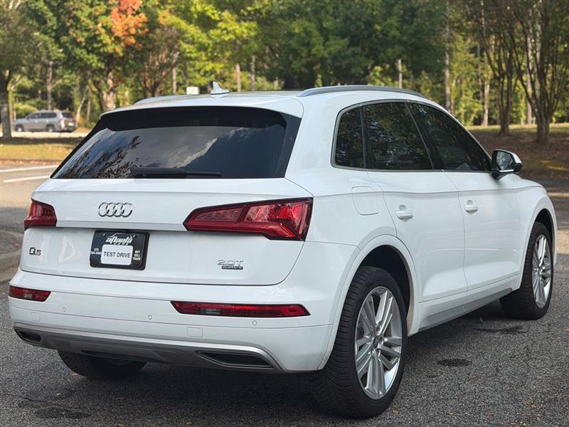 Audi Q5 2.0 TFSI Tech Premium Plus 2018