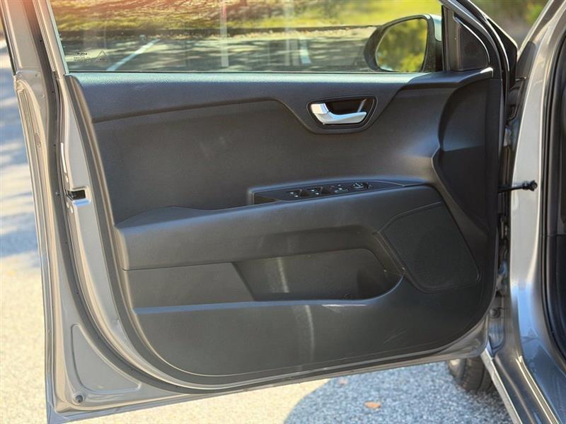 Kia Rio photo 9