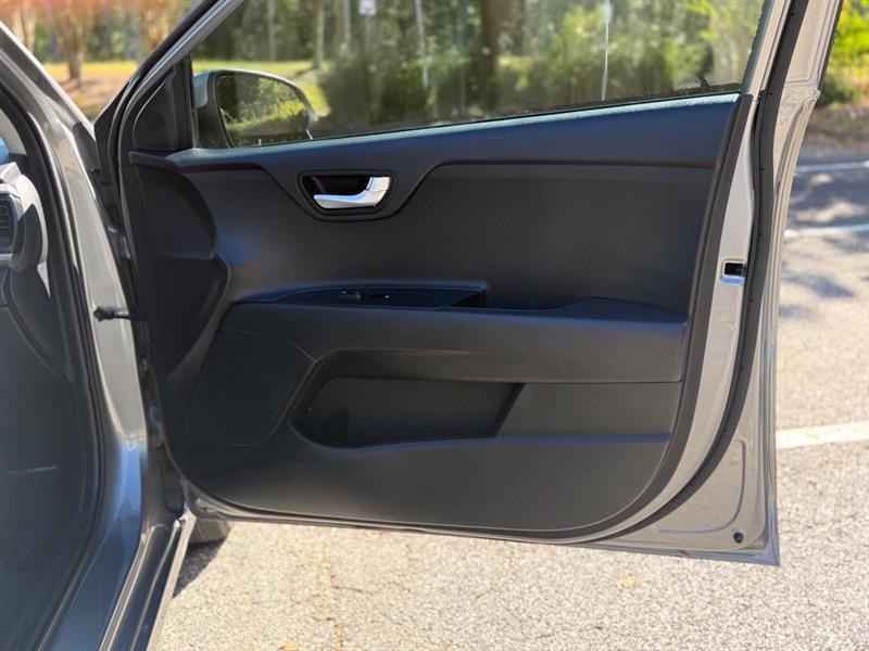 Kia Rio photo 14