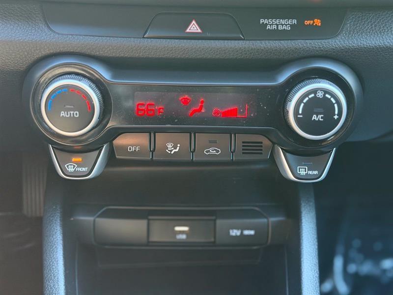Kia Rio photo 26