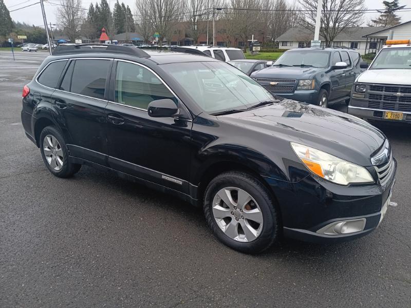 Subaru Outback 2.5i Limited 2011