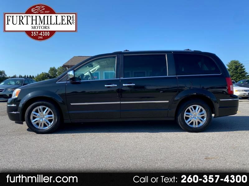 Chrysler Town & Country Limited 2010