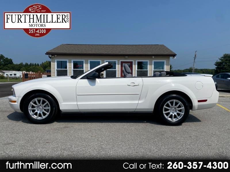 Ford Mustang V6 Deluxe Convertible 2008