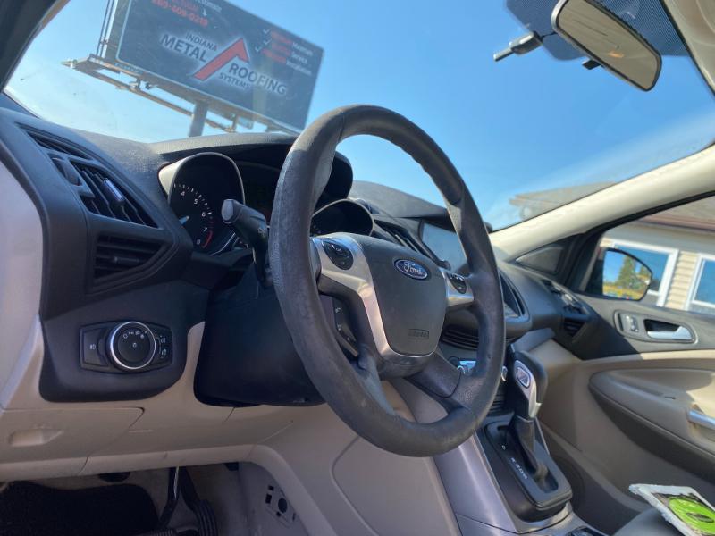 2015 Ford Escape SE photo 3