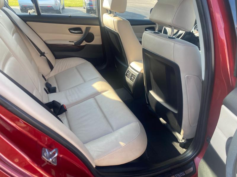 BMW 3-Series 335i 2011 BMW 3-Series 335i 2011