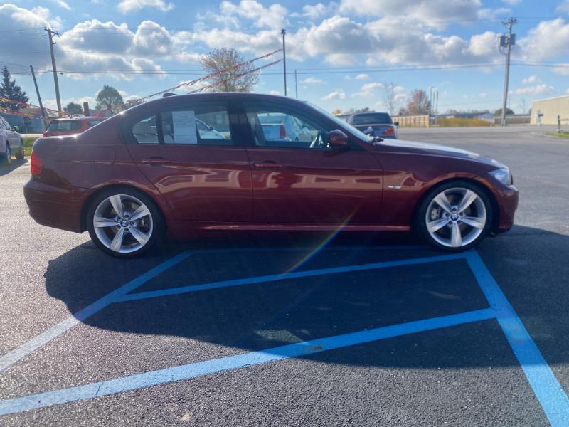 BMW 3-Series 335i 2011 BMW 3-Series 335i 2011