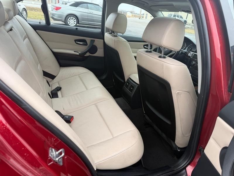 BMW 3-Series 335i 2011