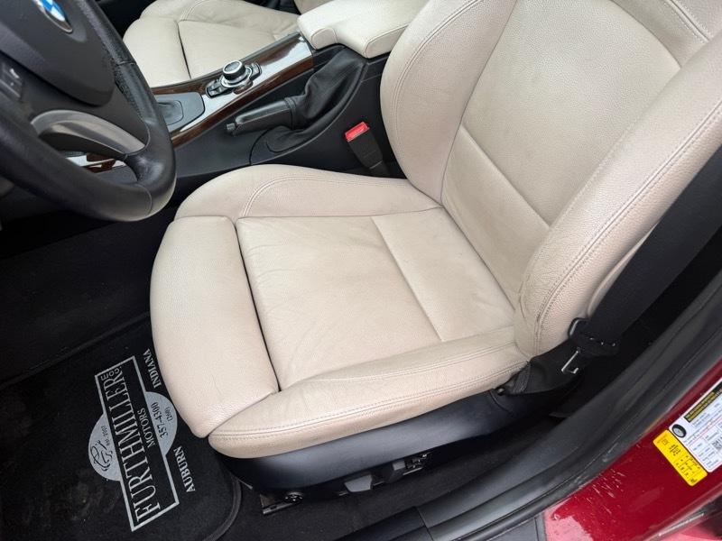 BMW 3-Series 335i 2011