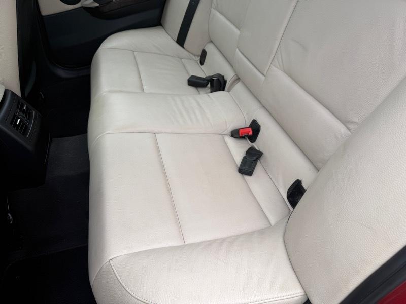 BMW 3-Series 335i 2011