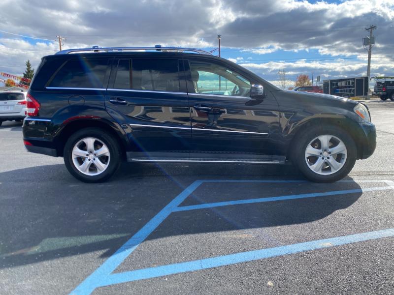 Mercedes-Benz GL-Class GL450 4MATIC 2011 Mercedes-Benz GL-Class GL450 4MATIC 2011