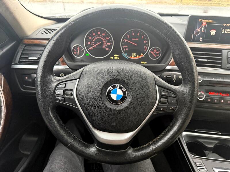 BMW 3-Series 328i xDrive Sedan 2015