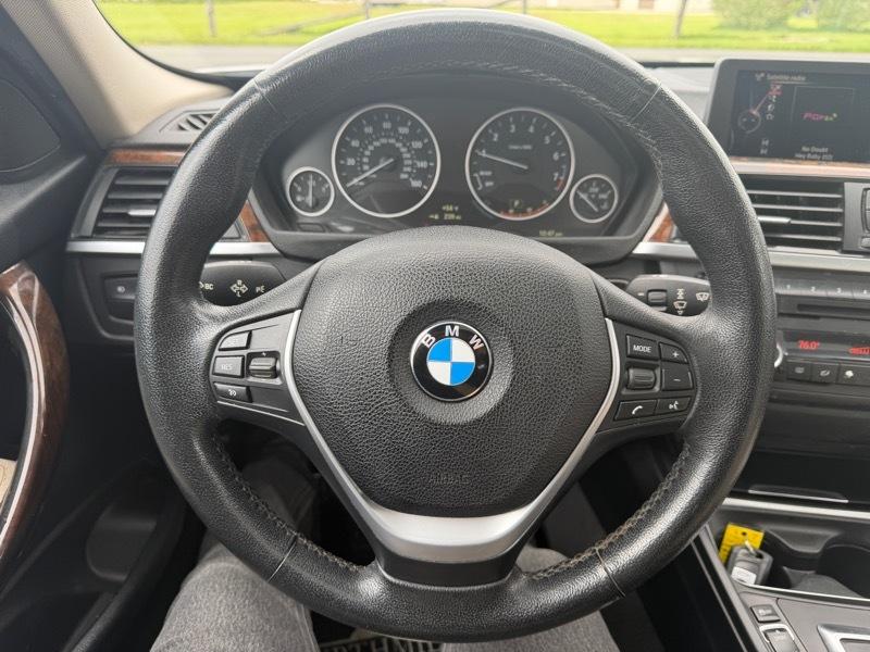 BMW 3-Series 328i xDrive Sedan 2015
