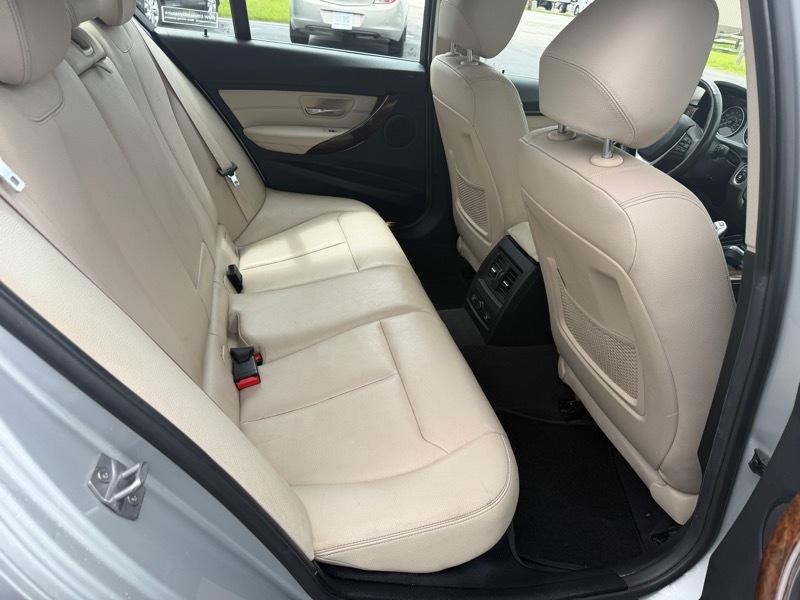 BMW 3-Series 328i xDrive Sedan 2015