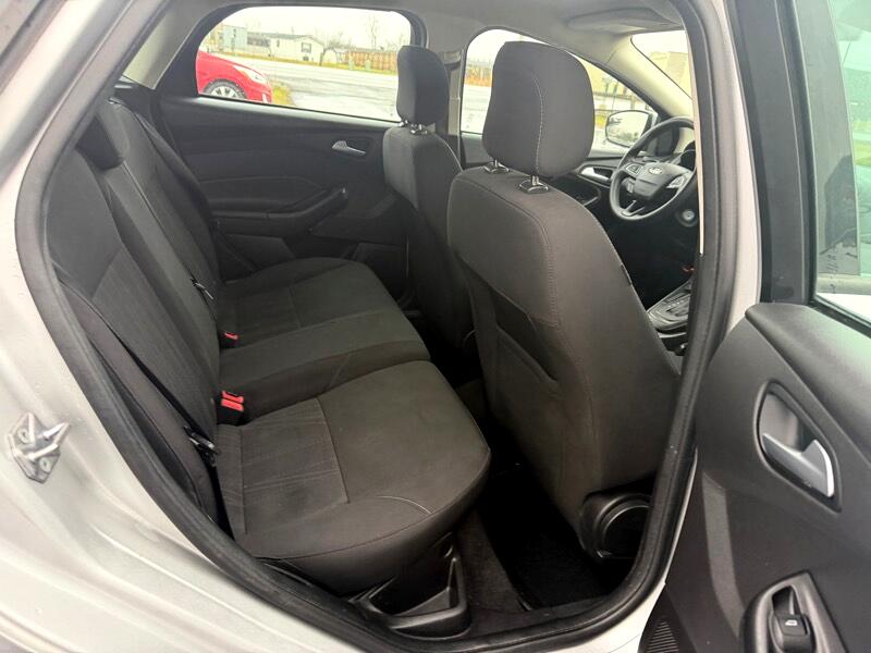 Ford Focus SE Hatch 2018