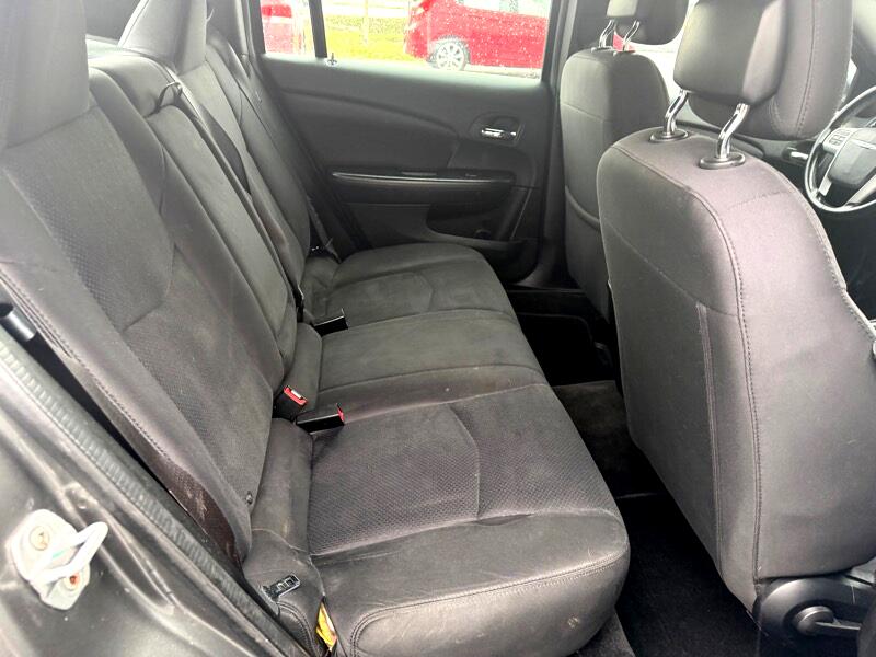 Chrysler 200 Touring 2013